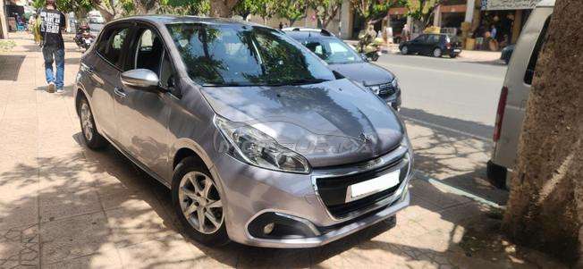 PEUGEOT 208 ALLURE