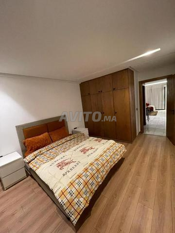 Studio journalier très calme à louer - image 5