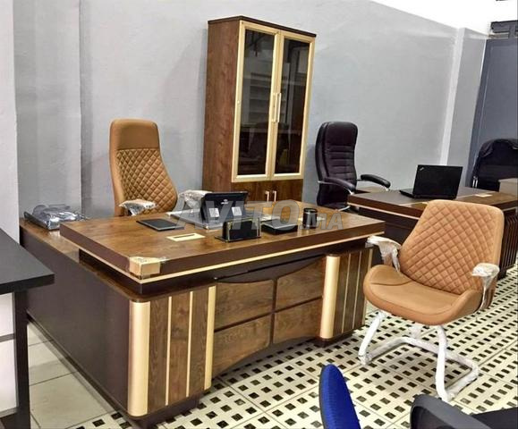 مكاتب مستوردة من اختيارك… بسعر لا يُفوت - 2