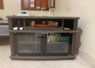 meuble TV kitea bois massive avec du verre