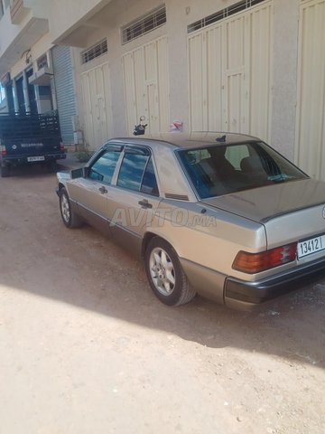 Mercedes 190 