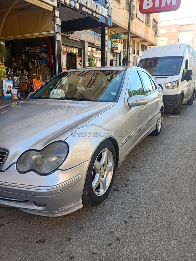 Mercedes 220