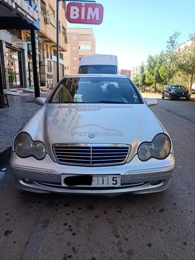 Mercedes 220
