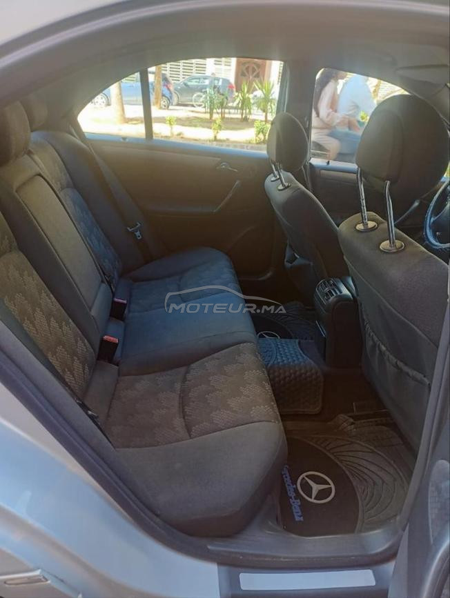 Mercedes 220