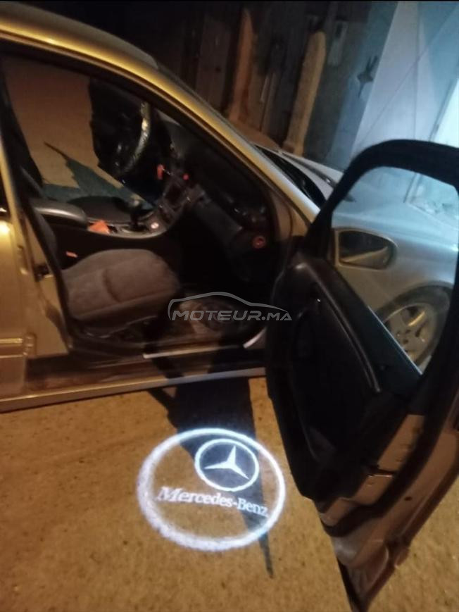 Mercedes 220