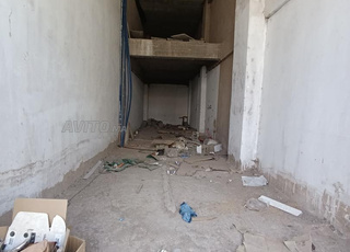 Location Salon Coiffure Femme Équipée 