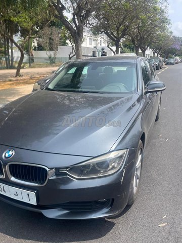 BMW Série 3 Diesel Automatique 2014 à Rabat