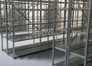 Rayonnage métallique léger