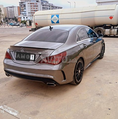 Mercedes Benz CLA 220 pack AMG