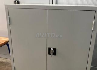 Armoire solide / renforcée