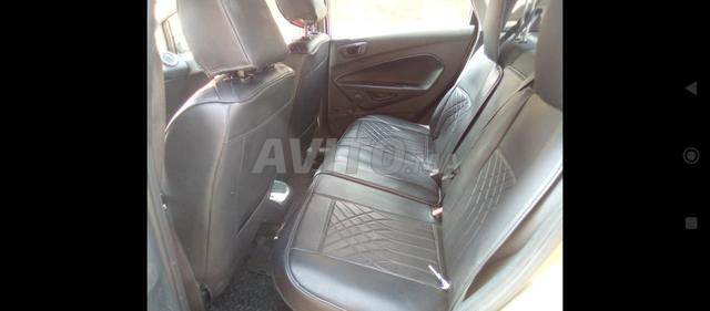 فورد فييستا ديزل يدوي 2012 في سلا