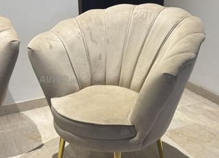 salon tapis et table 