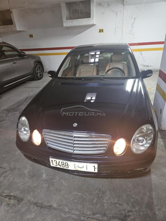 Mercedes-Benz 270 Diesel Manuelle 2004 à Rabat