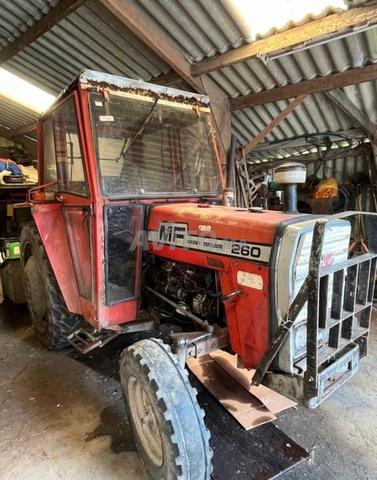 Tracteur massey ferguson 260