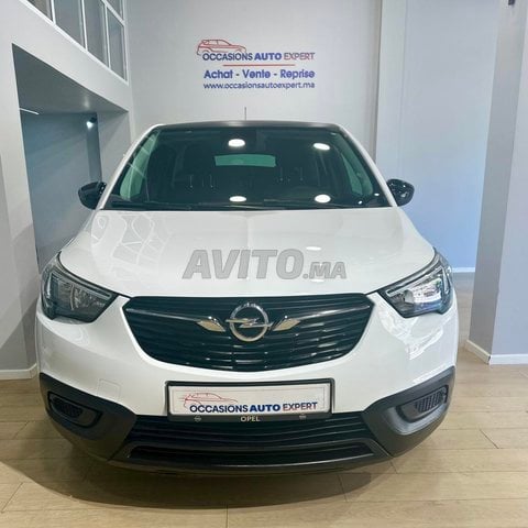 Opel Crossland Diesel Manuelle 2020 à Tanger