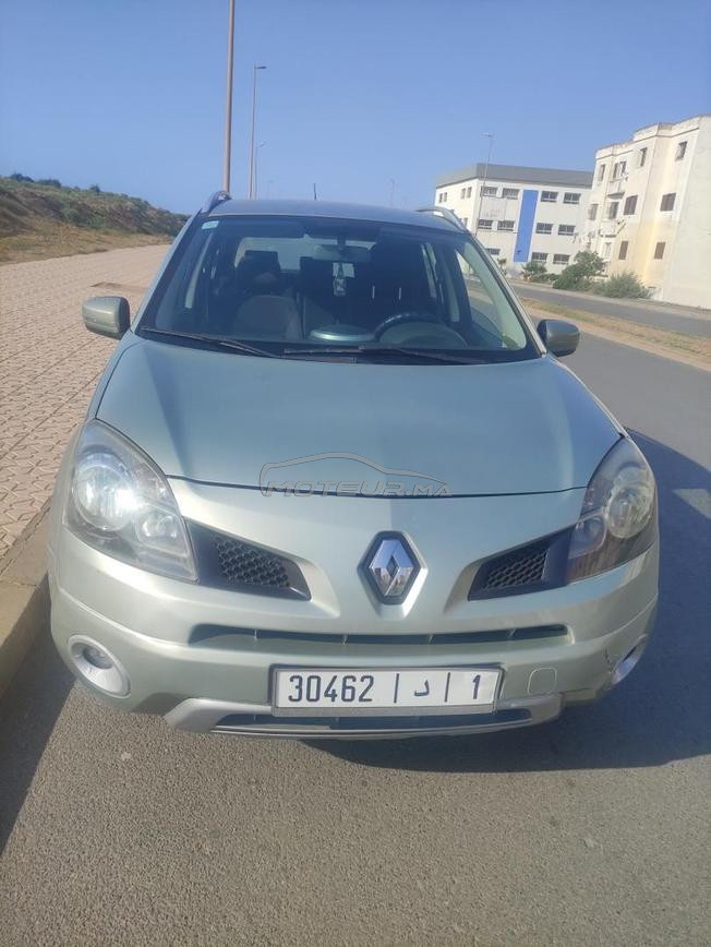 Renault Koleos modèle 2010 essence 