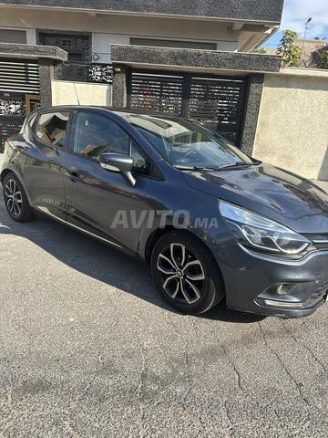 Renault Clio Diesel Automatique 2017 à Casablanca