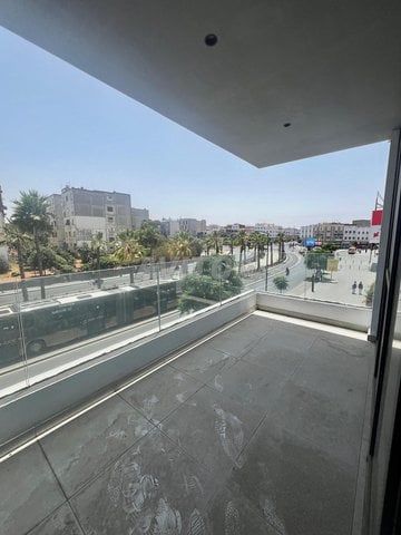 Des bureaux à louer près d'Omar Moukhtar Oulfa