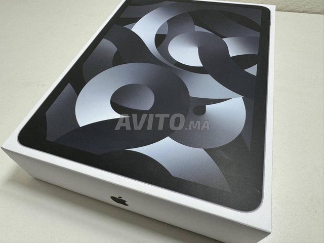 iPAD AIR 5 Eme 64G WIFE Gris / andi ma7al