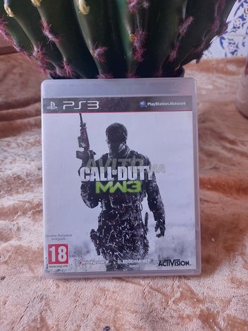 jeu ps3 Call Of Duty MW3 comme neuf 
