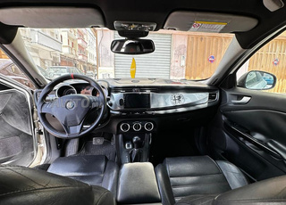 Alfa Romeo Giulietta Automatique 2012