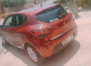 Clio 4 automatique tout option complet 