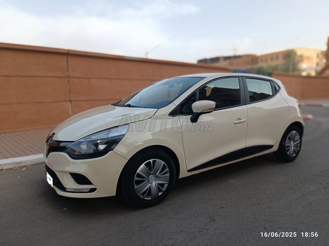  Renault clio 4