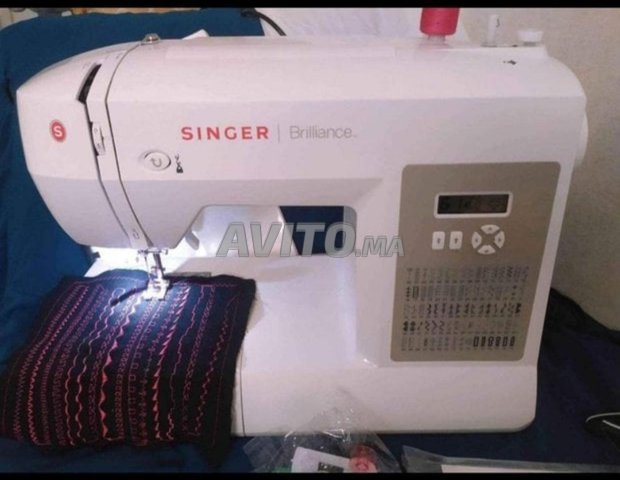 machine a coudre آلة الخياطة 