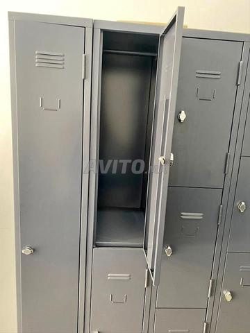 Armoire casier vestiaire métallique multi couleurs