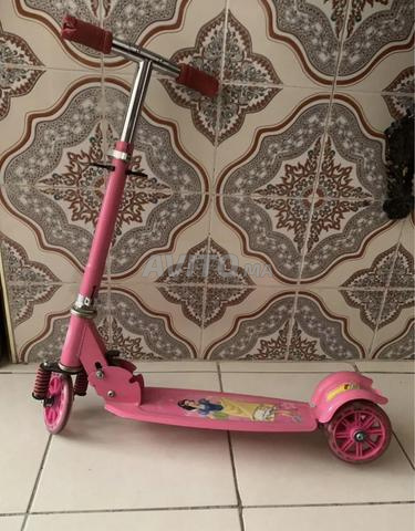 trottinette dyal drari sghar