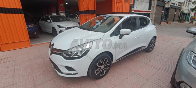 Clio 4  2017 boîte manuelle diesel 