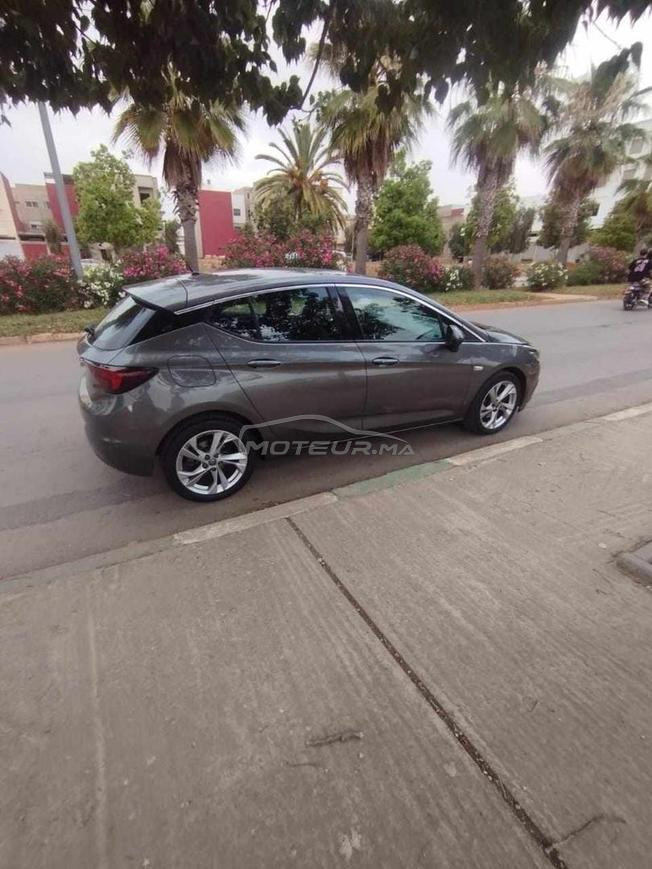 Opel Astra Diesel Automatique 2019 à Rabat
