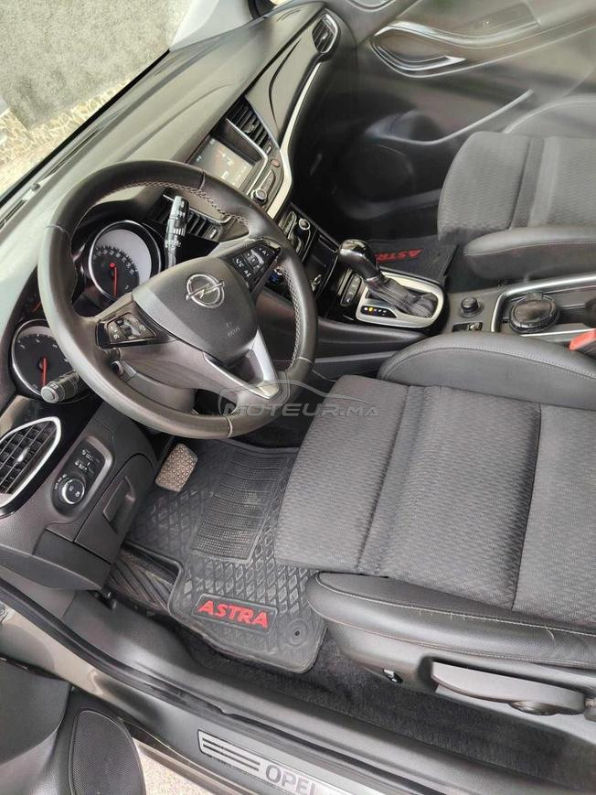 Opel Astra Diesel Automatique 2019 à Rabat