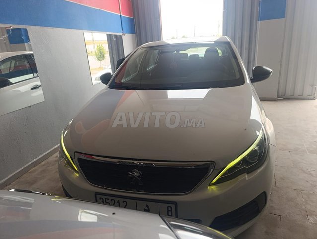 peuegot 308 bon etat 2020 carte grise