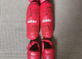 Gants et protège pieds et Tibias 