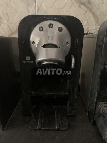 Machine à café Nespresso 