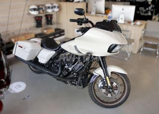 هارلي ديفيدسون رود جلايد سبيشيال 117. 2023