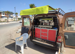 بارتنير مجهزة بقهوة متنقل 