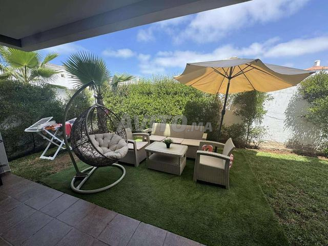 Rez-de-jardin meublé de 112 m² en bord de mer