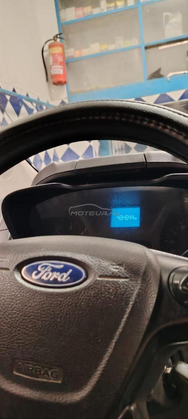 ford costum a vendre