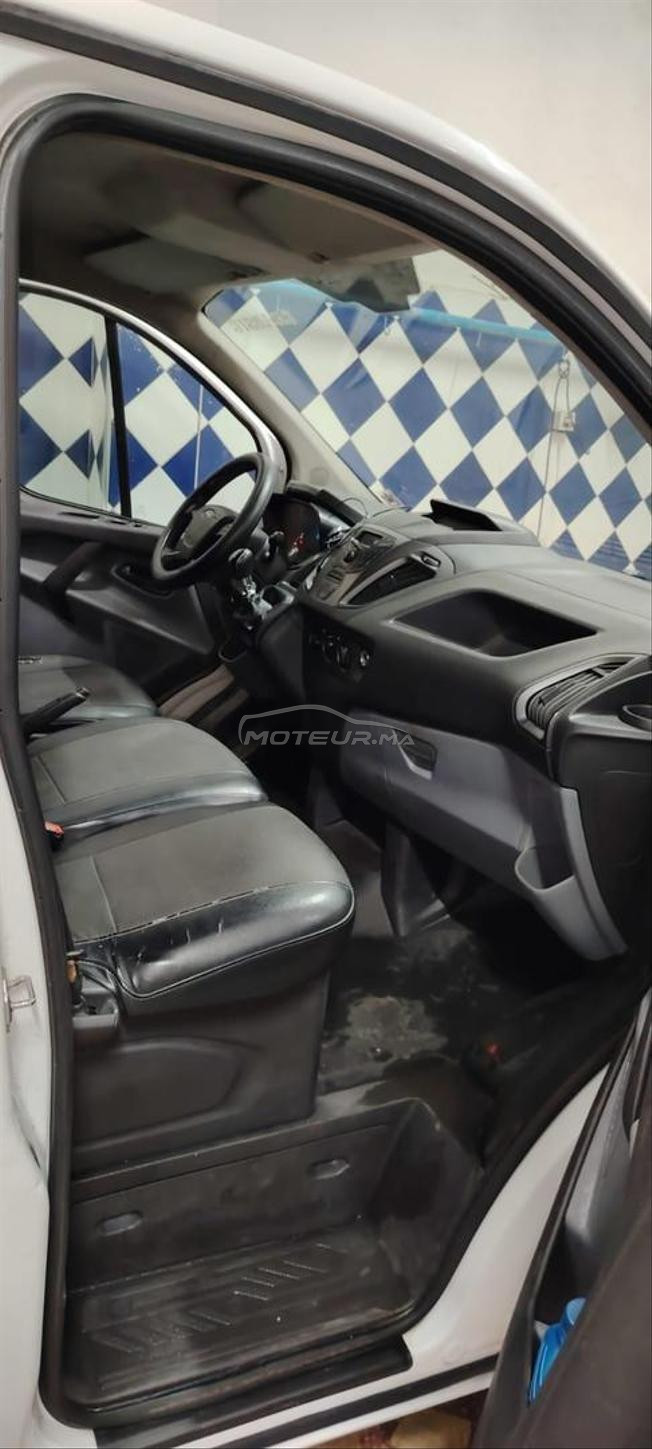 ford costum a vendre