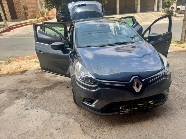Renault clio 4 intense automatique très bon ètat 