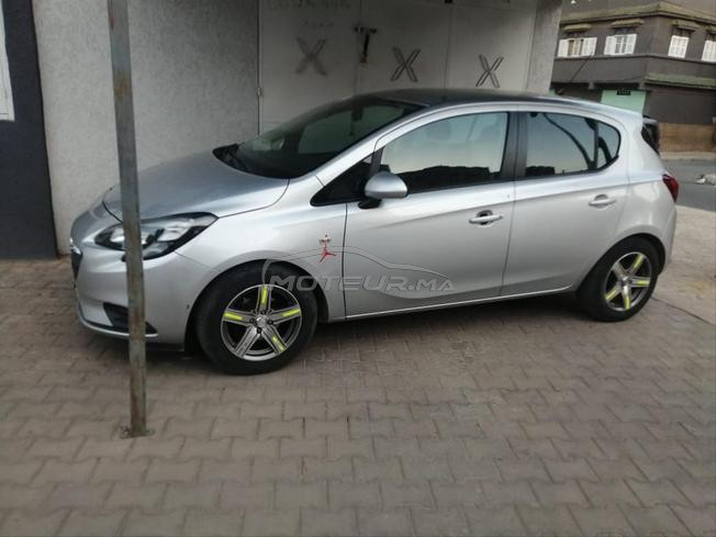 Opel corsa Essence 
