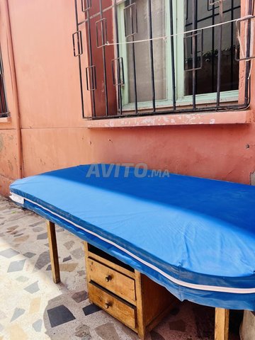 Lit medical electrique avec matelas medical