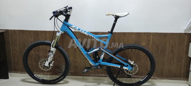 VÉLO VTT PRO - À VENDRE