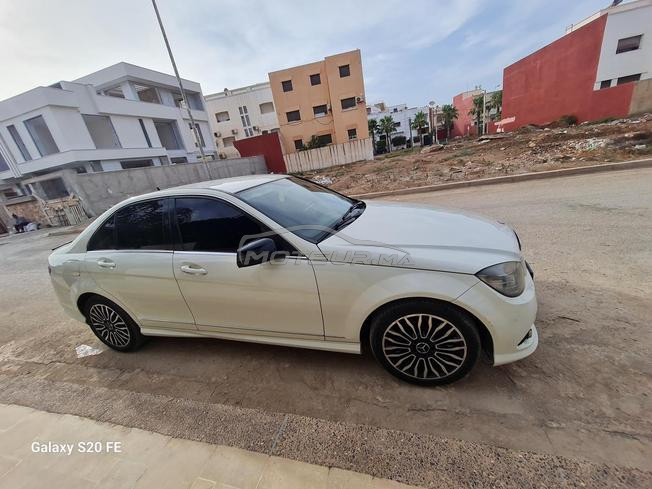 Mercedes-Benz 220 Diesel Automatique 2008 à Nador