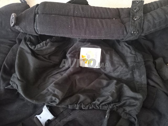 porte bébé de marque ergobaby peu utiliser 