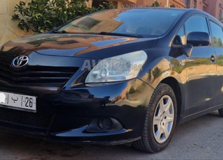 Toyota Verso Diesel Manuelle 2013 à Marrakech