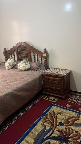 سرير النوم حالة جيدة بالماطلة ريشبوند العود شوك - 2