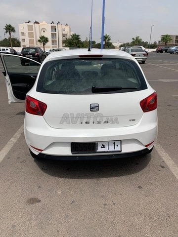 Seat Ibiza Diesel Manuelle 2017 à Agadir